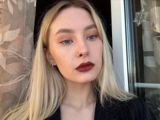 JudyyPlum - Live Sex Cam - 20309586