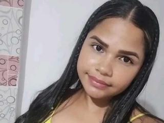 EmillyDiaz - Live porn &amp; sex cam - 20315134