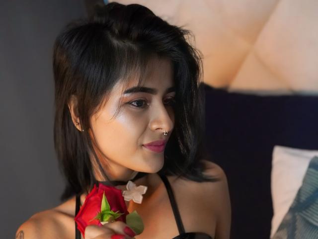 MichelleBenett - Live sex cam - 20321634