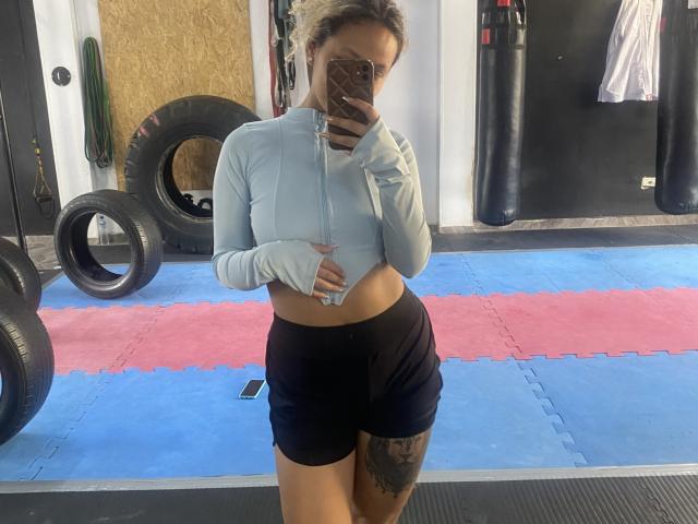 FloraSaenz - Live sex cam - 20327514