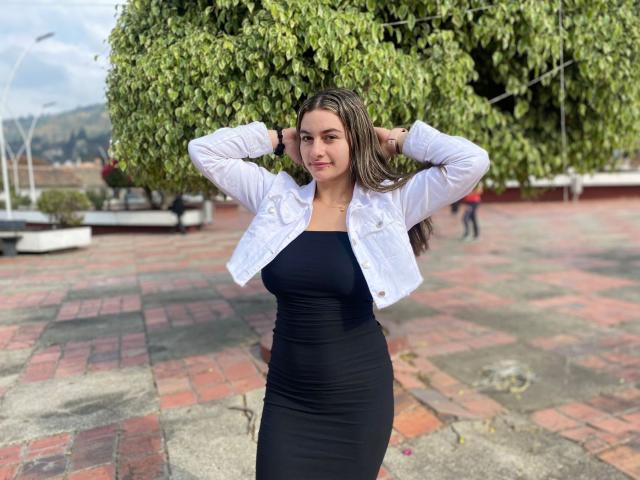 AtheneaRossi - Live sex cam - 20329294