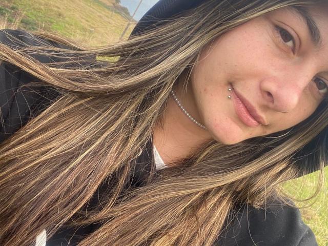 AtheneaRossi - Live porn &amp; sex cam - 20329798