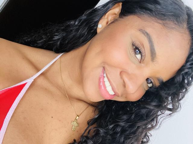 LisaMendez - Sexe cam en vivo - 20331322