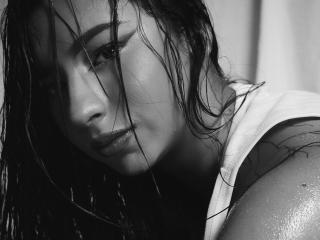 MiaSuarez - Live porn &amp; sex cam - 20332530