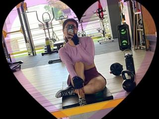 EmmaRoux - Live porn &amp; sex cam - 20334934