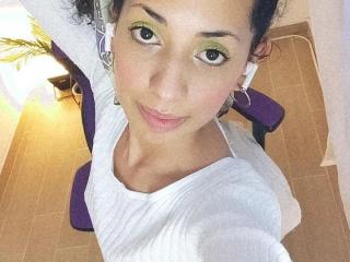 MoniqueCurlz - Live sexe cam - 20363822