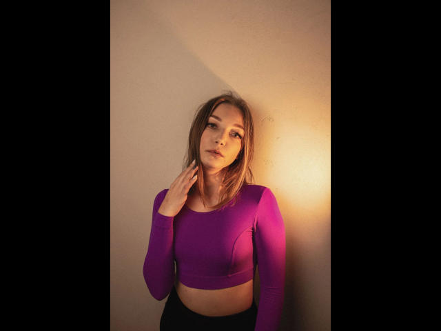 emillyHoney-hot - Sexe cam en vivo - 20370162