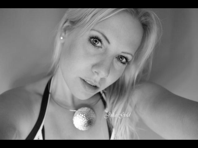JuliaGold-hot - Live sex cam - 20375574