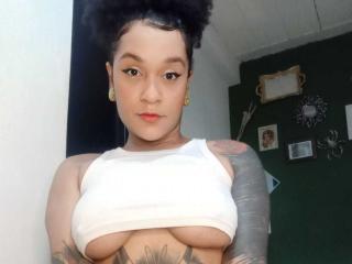 AmyStone69 - Live porn & sex cam - 20377026