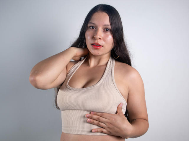 AnneQueen - Live Sex Cam - 20379238