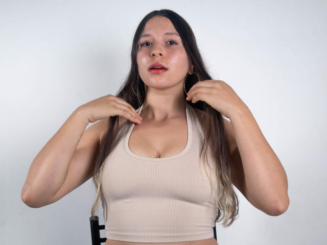 AnneQueen - Live sex cam - 20379258