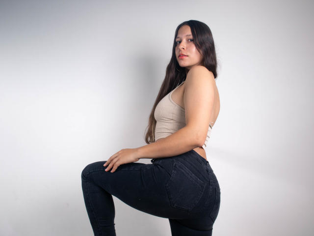 AnneQueen - Live porn &amp; sex cam - 20379266