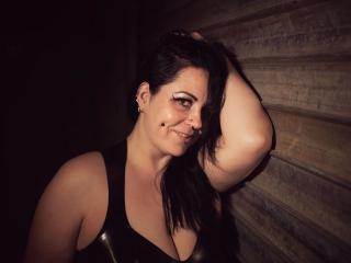 MelliniaStone-hot - Live sex cam - 20384394