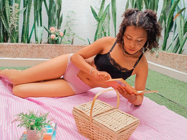 RosalieBeth - Sexe cam en vivo - 20390930