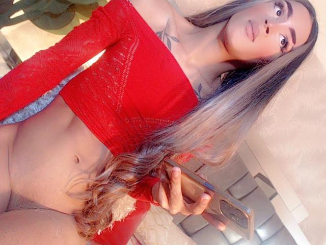 SexyNicoleMiller - Live sex cam - 20393202