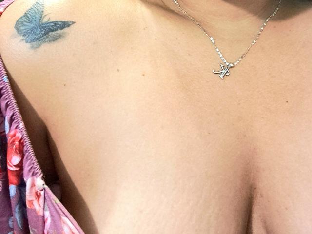 VivianaThomson - Live sex cam - 20395042