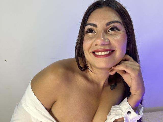 JulietaSanchez - Live sex cam - 20410010