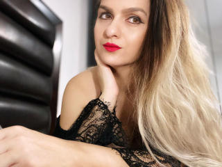 ReveMignoneX - Live sex cam - 20411906