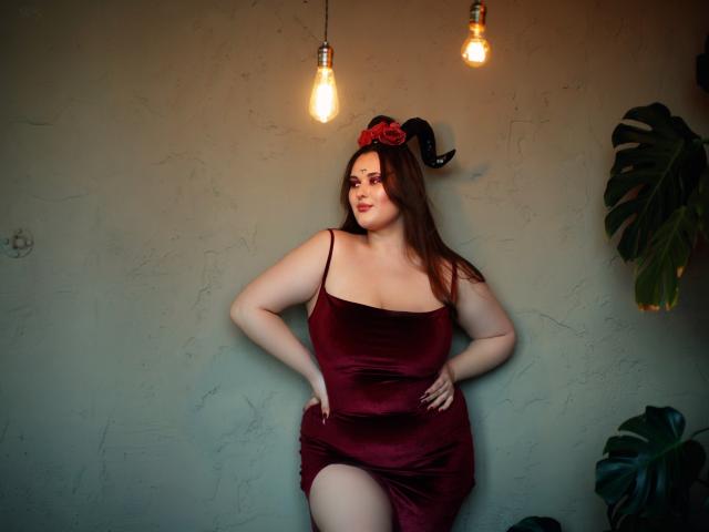 MonikaValadi - Live Sex Cam - 20414526