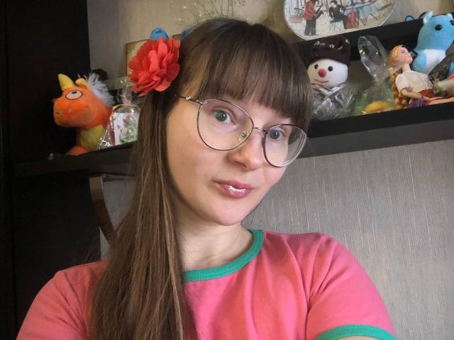 KiraGoldens - Live porno og sexkamera - 20417262