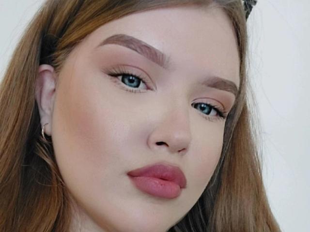 LorrieBritney - Live sex cam - 20423990