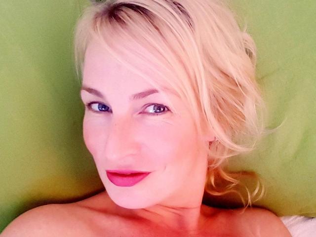 BAISE-MOI - Sexe cam en vivo - 20426706
