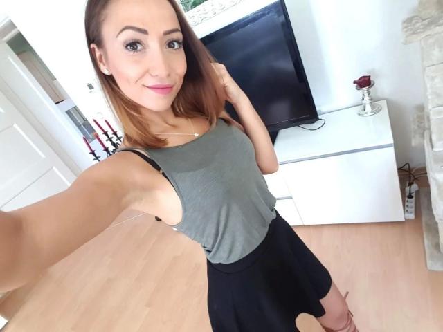 LeeTizia-hot - Sexe cam en vivo - 20427078
