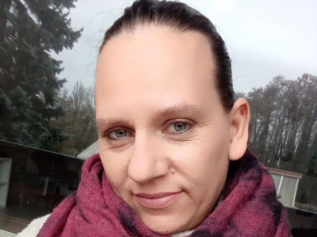 Sexyluder83-hot - Live sex cam - 20430570