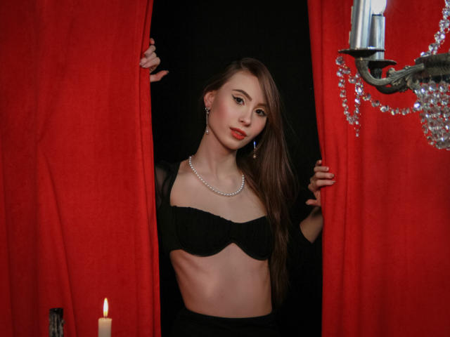 SaraQuincy - Live sex cam - 20431890