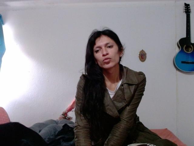 MelissaHott69 - Live sex cam - 20432634