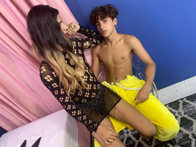 FlorenceAndMaiky - Live sex cam - 20433798