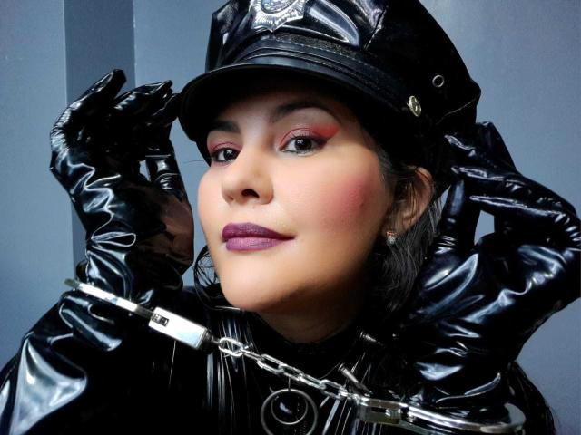 KatieCastillo - Porno na żywo i seks kamera - 20435622