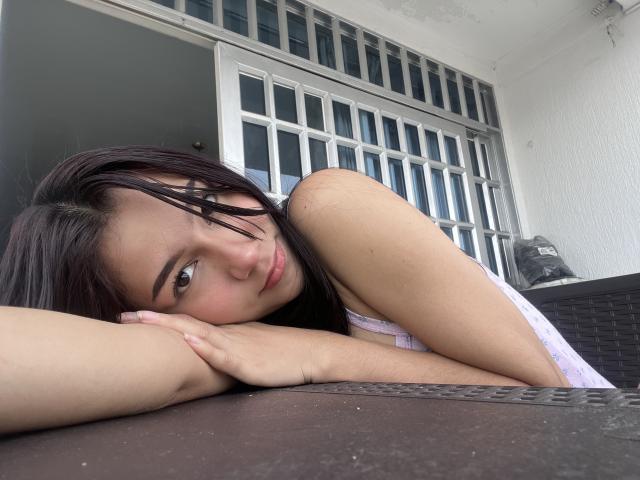 DeisyWest - Live sex cam - 20444866