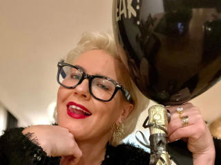 AdeleMILF-hot - Sexe cam en vivo - 20445090