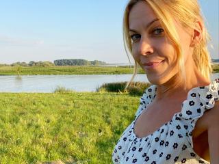 Miley-Weasel - Sexe cam en vivo - 20447242