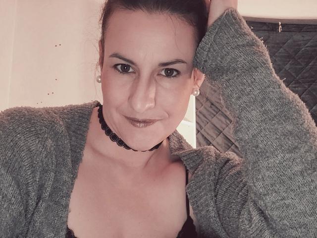 EvePoison-hot - Sexe cam en vivo - 20449834