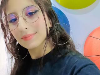 AlannaMorgan - Live sex cam - 20456514