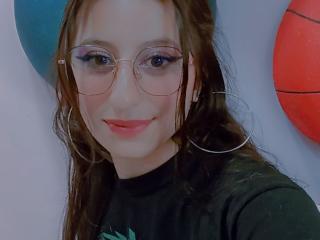 AlannaMorgan - Live Sex Cam - 20456546