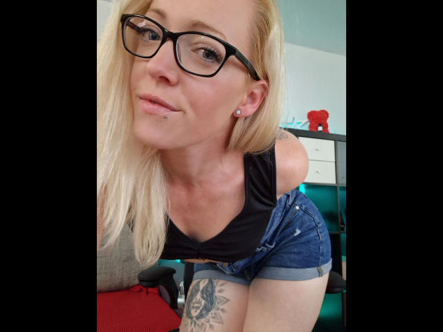 LeaKirsch-hot - Live porn &amp; sex cam - 20461974