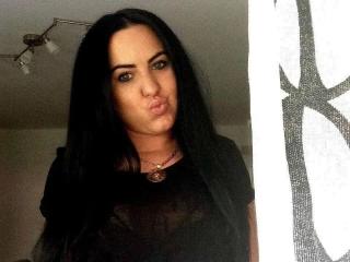 larisssa21-hot - Live Sex Cam - 20467534