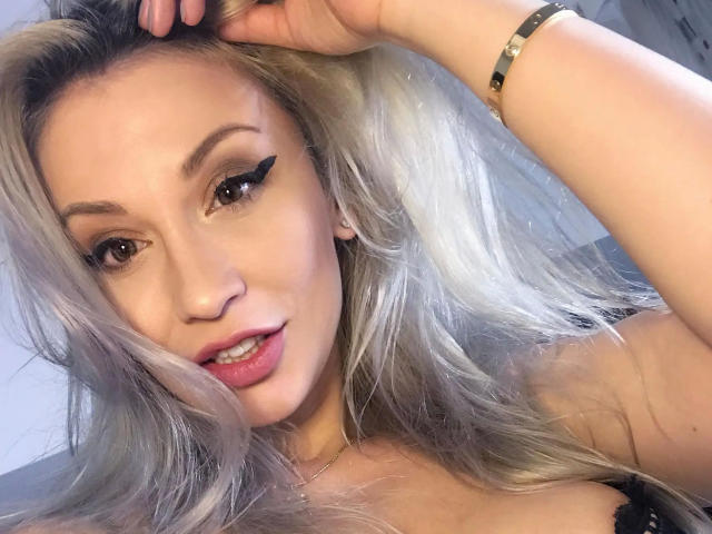 SingleLady-hot - Live porn &amp; sex cam - 20467790