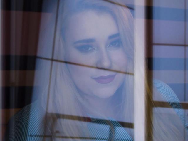 HaileyBLONDE-hot - Sexe cam en vivo - 20469946