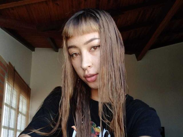 SomberSweetness - Live sex cam - 20478482