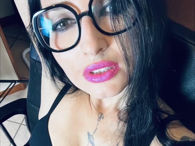 Smeralda - Live sex cam - 20480282