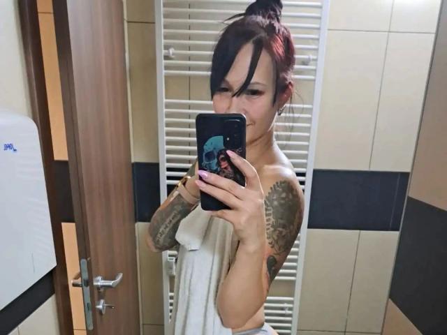 geileDeena-hot - Live sex cam - 20484330