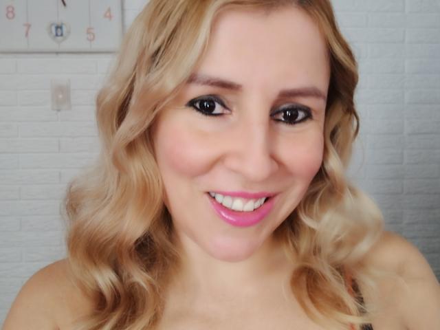 MadissonS - Live sex cam - 20492206
