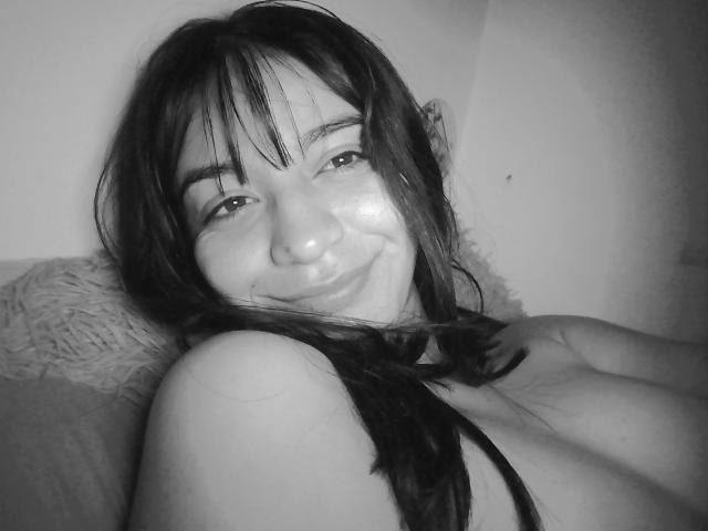 LindaWatsong - Live sex cam - 20494002