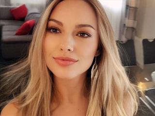 VickyFox-hot - Live sex cam - 20496842