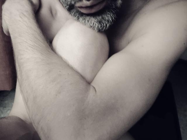 MarkHott69 - Live sexe cam - 20505050