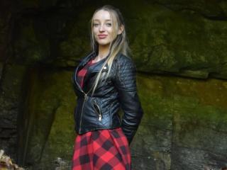 CremeDeLaCremeDE-hot - Live sex cam - 20512998